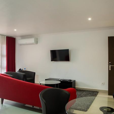 Wdc Aparthotel - Buea Εξωτερικό φωτογραφία