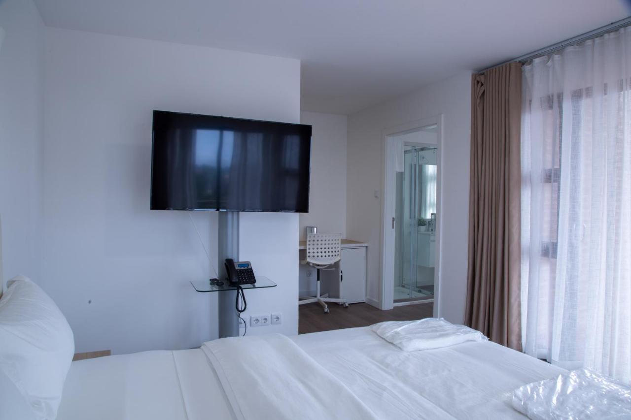 Wdc Aparthotel - Buea Εξωτερικό φωτογραφία