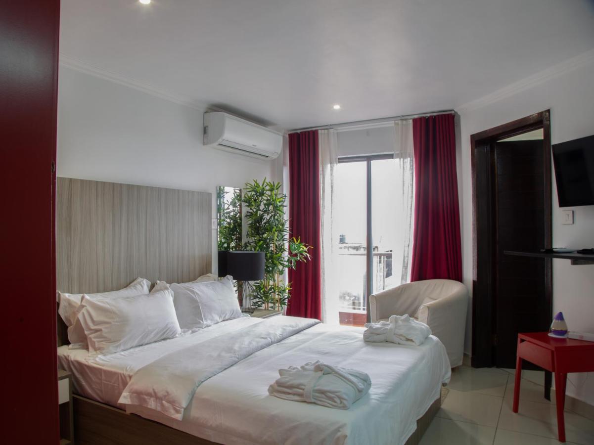 Wdc Aparthotel - Buea Εξωτερικό φωτογραφία