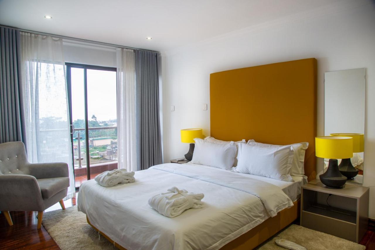 Wdc Aparthotel - Buea Εξωτερικό φωτογραφία