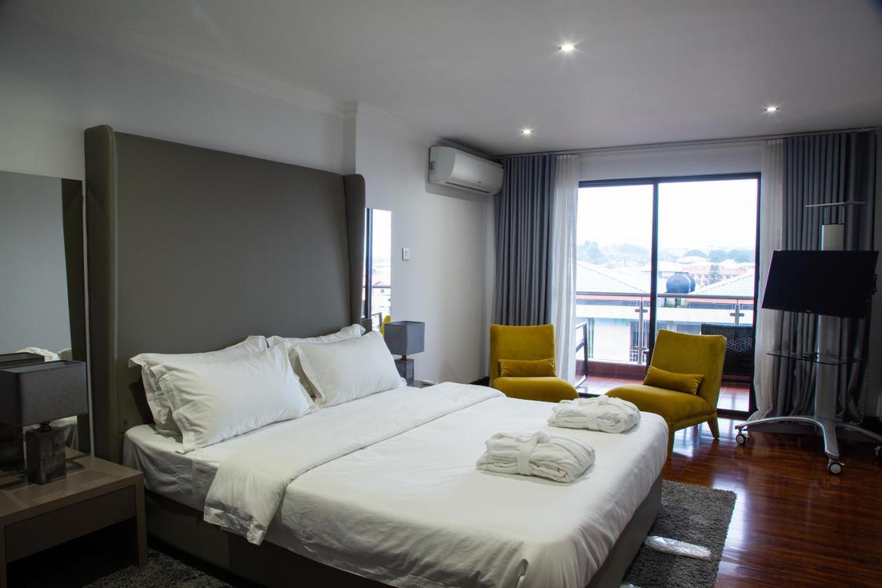 Wdc Aparthotel - Buea Εξωτερικό φωτογραφία